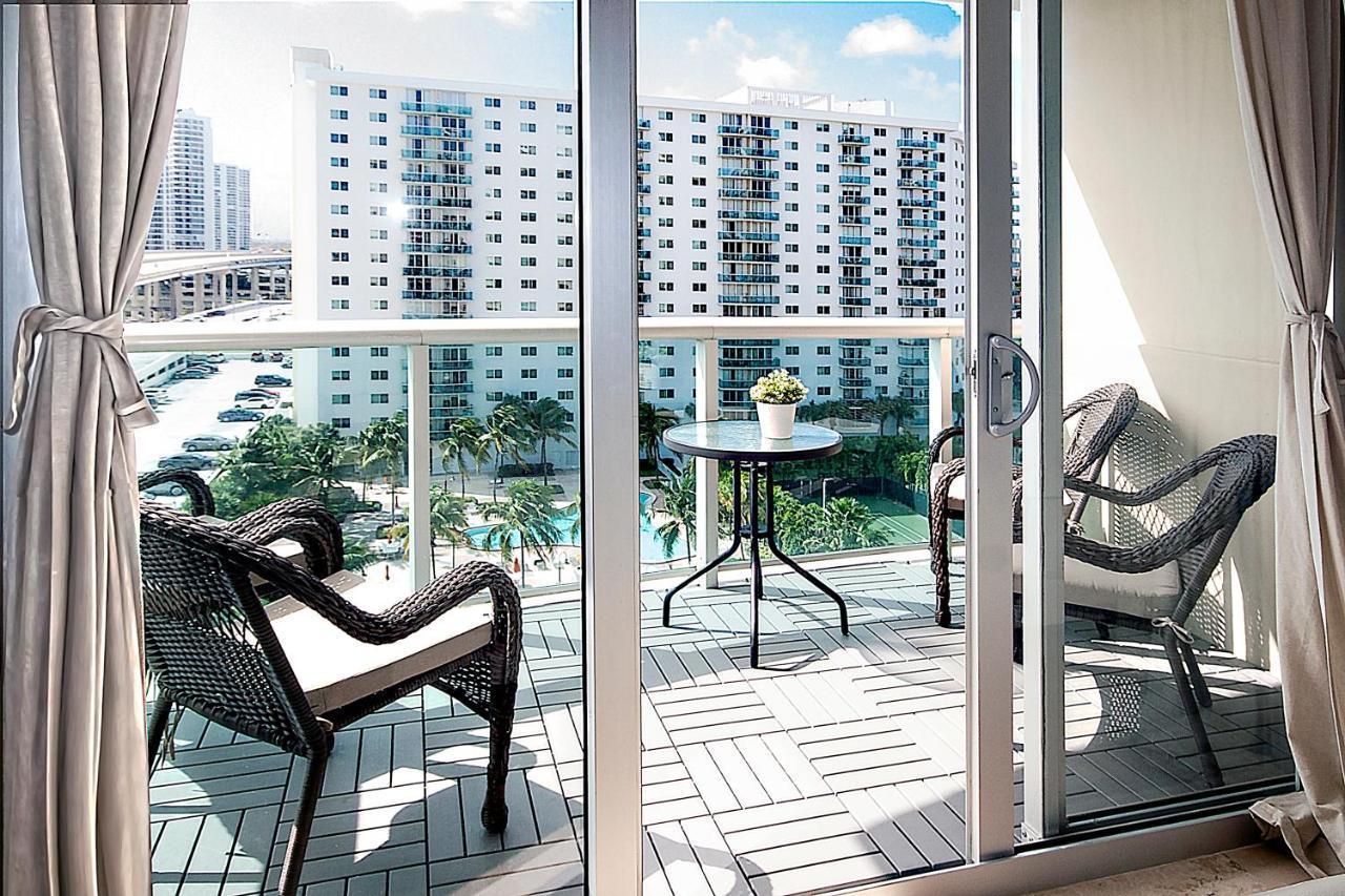 Ocean Reserve Luxury Condos Across From Sunny Isles Beach Miami Beach Zewnętrze zdjęcie